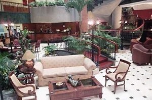 Embassy Suites by Hilton Caracas  				 / Katalog hoteli  				 / Przydatne katalogi